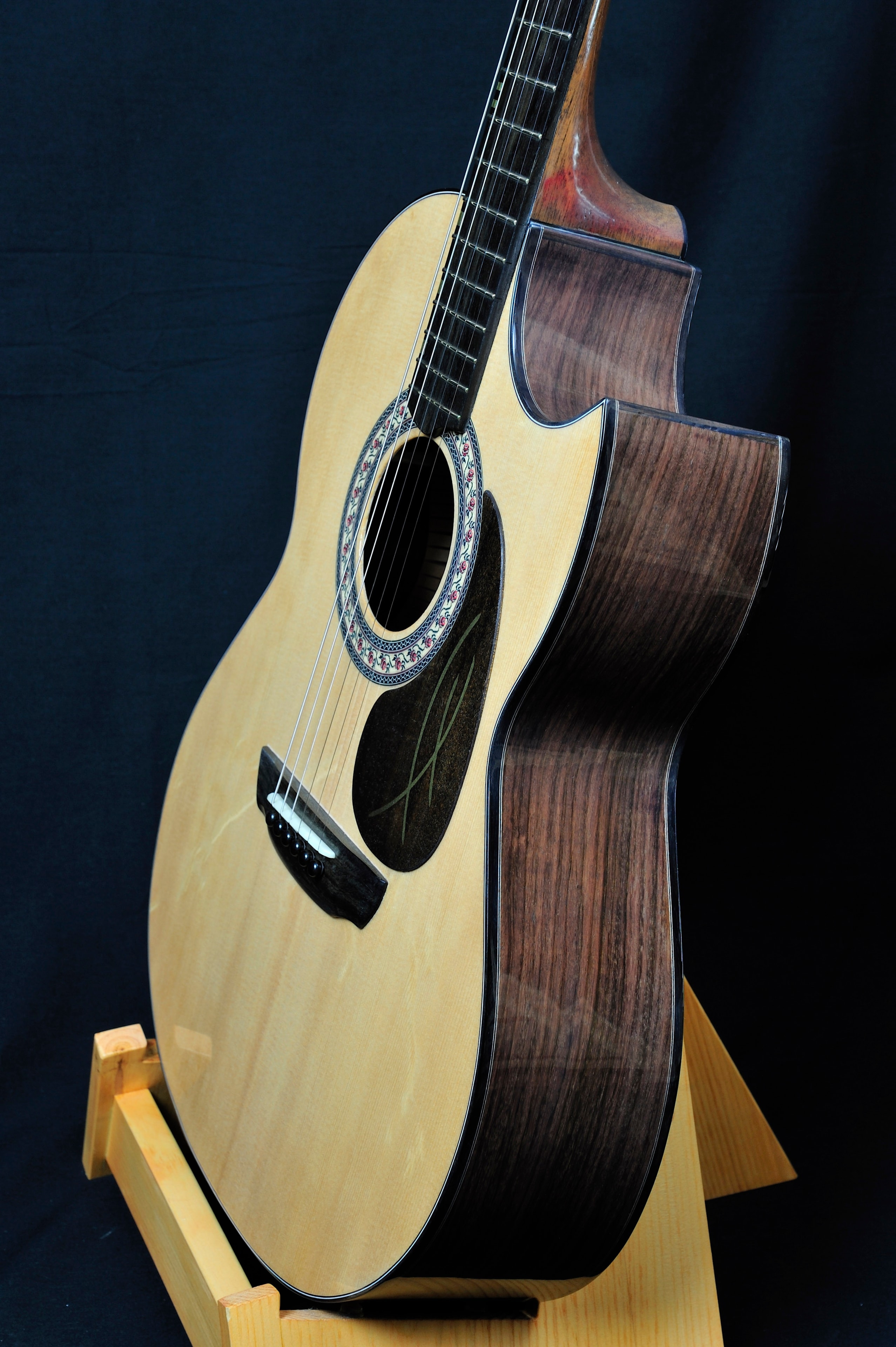 MRK01B — front angle showing Sitica spruce top and Florentine cutout